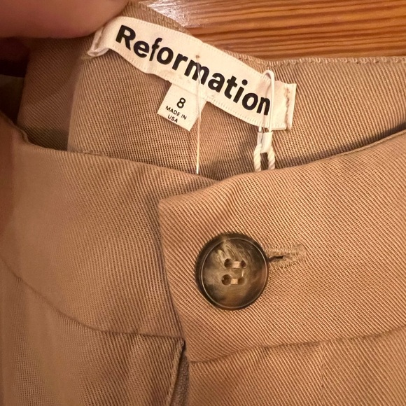 NWT Reformation Mason pants in khaki - Picture 4 of 5